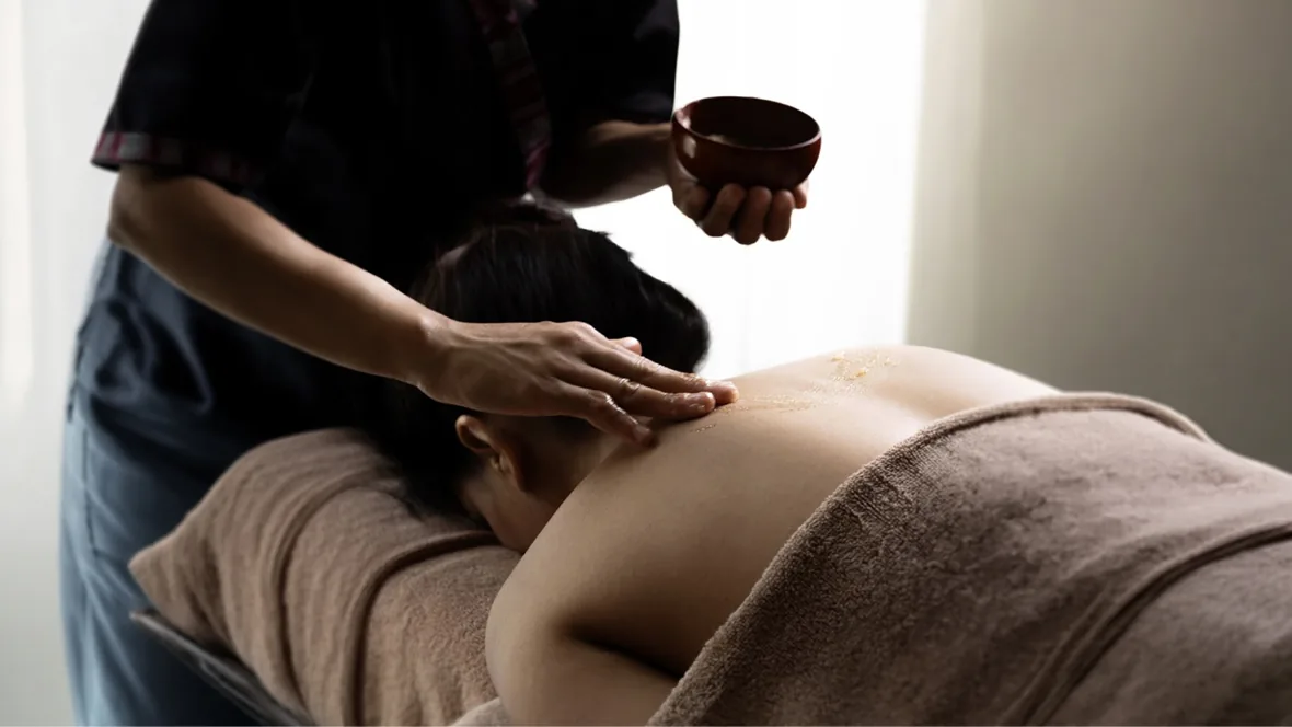 Relaxing massage treatment at Willow Resort spa